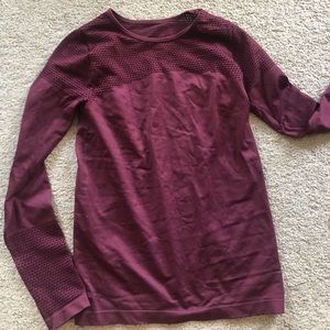 fabletics maroon long sleeve top